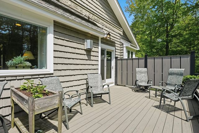 87 Elm St, Newbury, MA 01922