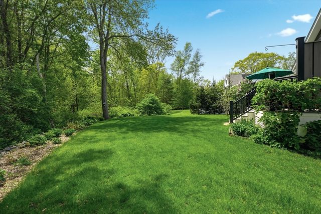 87 Elm St, Newbury, MA 01922