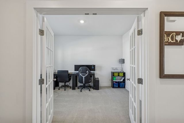 401 Mattieton Ln, Gallatin, TN 37066