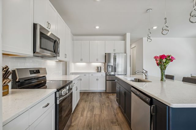 401 Mattieton Ln, Gallatin, TN 37066