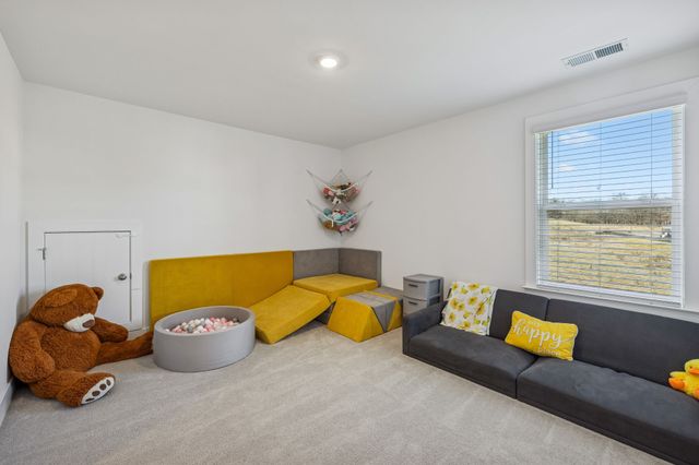 401 Mattieton Ln, Gallatin, TN 37066