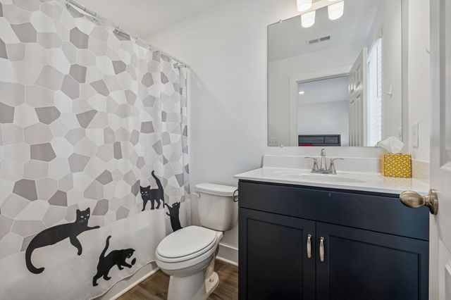 401 Mattieton Ln, Gallatin, TN 37066