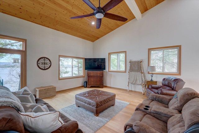 N2381 Highway 188, Lodi, WI 53555