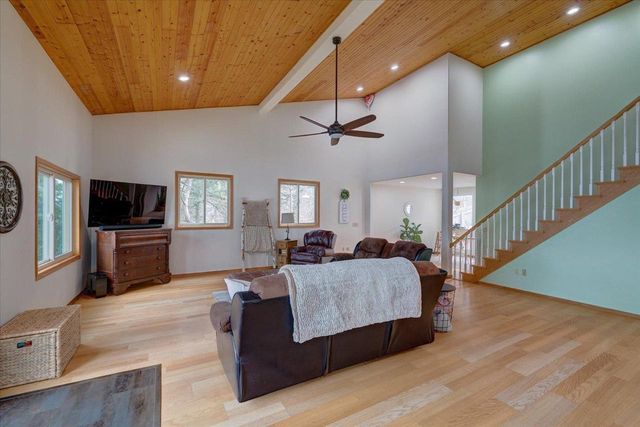 N2381 Highway 188, Lodi, WI 53555
