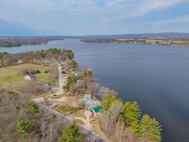N2381 Highway 188, Lodi, WI 53555