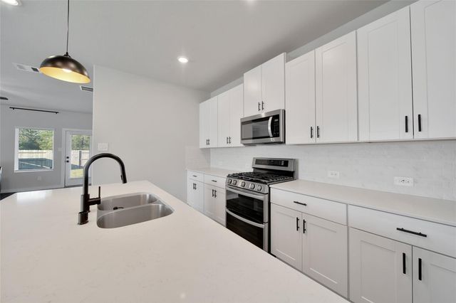 38503 Winding Meadows Drive, Magnolia, TX 77354