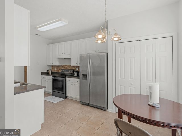 1815 Jeffery Court, Riverdale, GA 30296