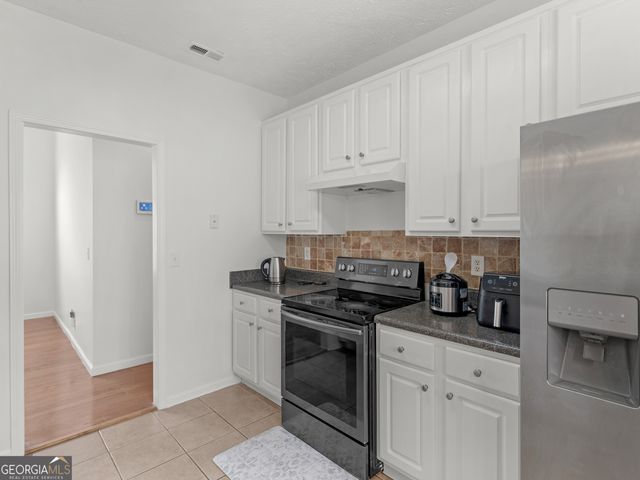 1815 Jeffery Court, Riverdale, GA 30296