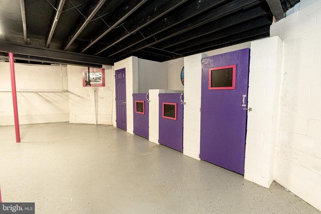 811 CEDAR AVE, Essex, MD 21221