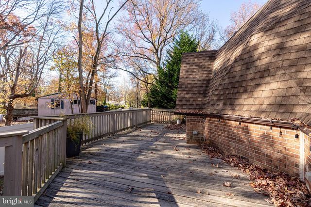 811 CEDAR AVE, Essex, MD 21221