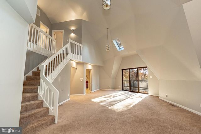 811 CEDAR AVE, Essex, MD 21221