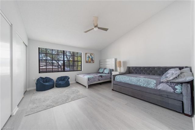 820 Meadowland DR # D, Naples, FL 34108