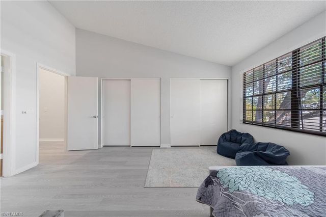 820 Meadowland DR # D, Naples, FL 34108