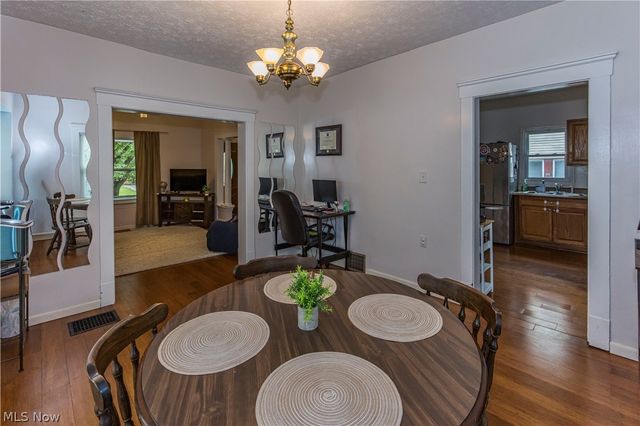 1465 Newman Avenue, Lakewood, OH 44107