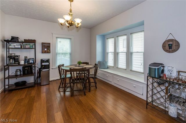 1465 Newman Avenue, Lakewood, OH 44107
