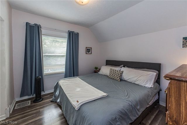 1465 Newman Avenue, Lakewood, OH 44107