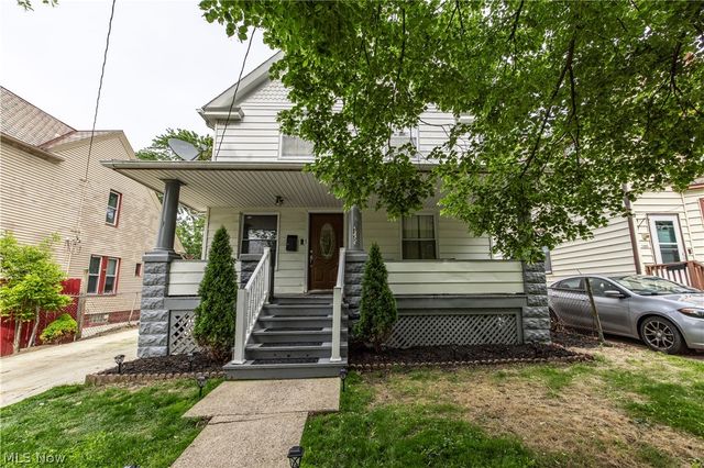 1465 Newman Avenue, Lakewood, OH 44107