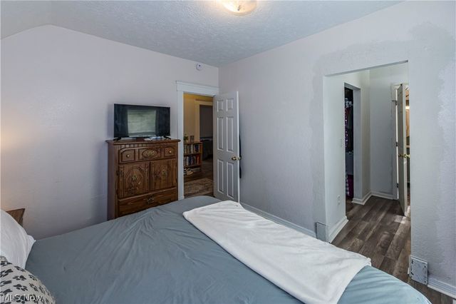 1465 Newman Avenue, Lakewood, OH 44107