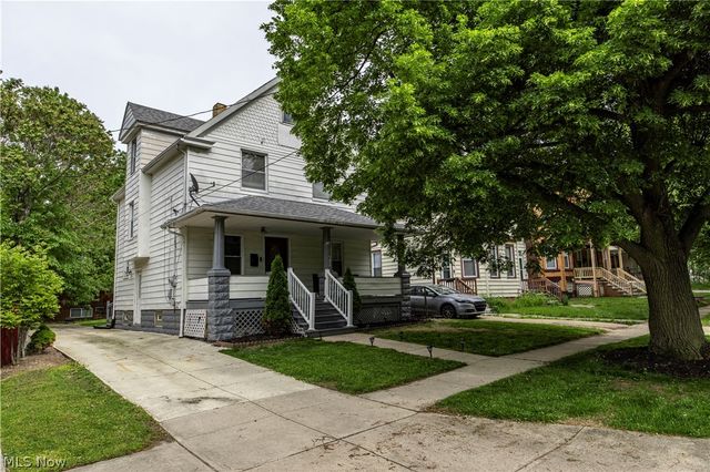 1465 Newman Avenue, Lakewood, OH 44107