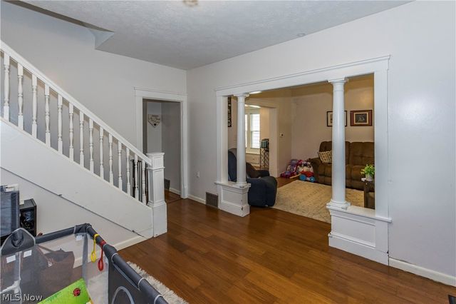 1465 Newman Avenue, Lakewood, OH 44107