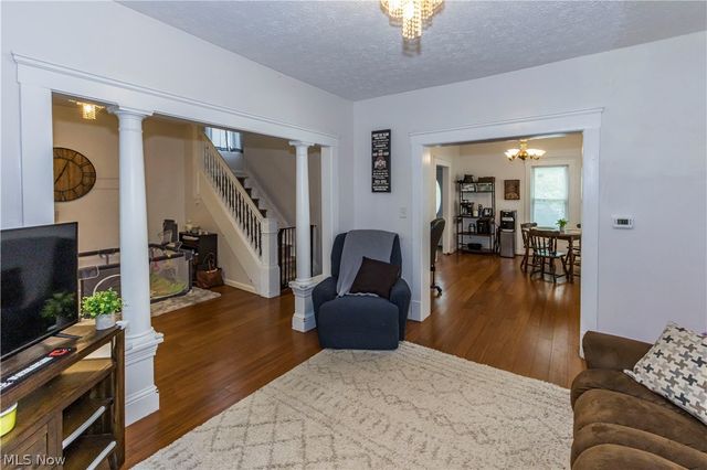 1465 Newman Avenue, Lakewood, OH 44107