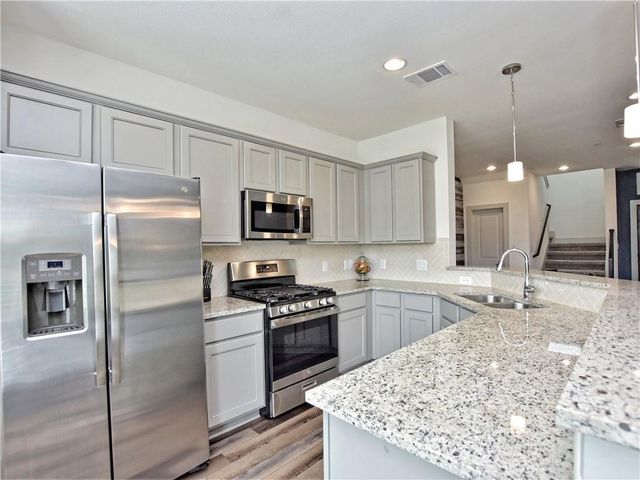 2172 Local Rebel LOOP, Leander, TX 78641