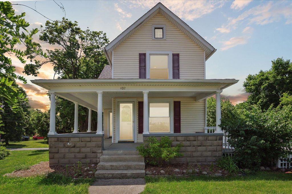 402 Ann Arbor Street, Manchester Vlg, MI 48158