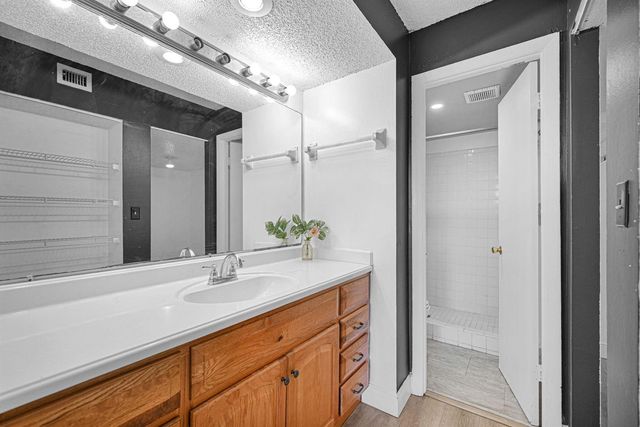 6190 Woodlands Boulevard 312, Tamarac, FL 33319