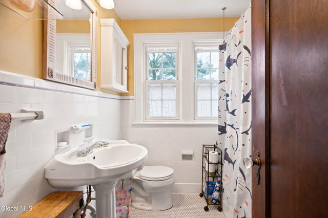 1355 Union Street, Schenectady, NY 12308