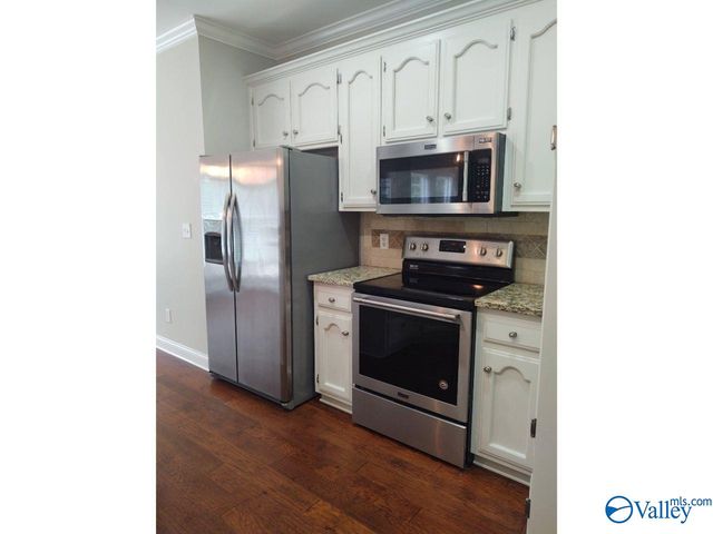 3102 Connomara Court, Owens Cross Roads, AL 35763