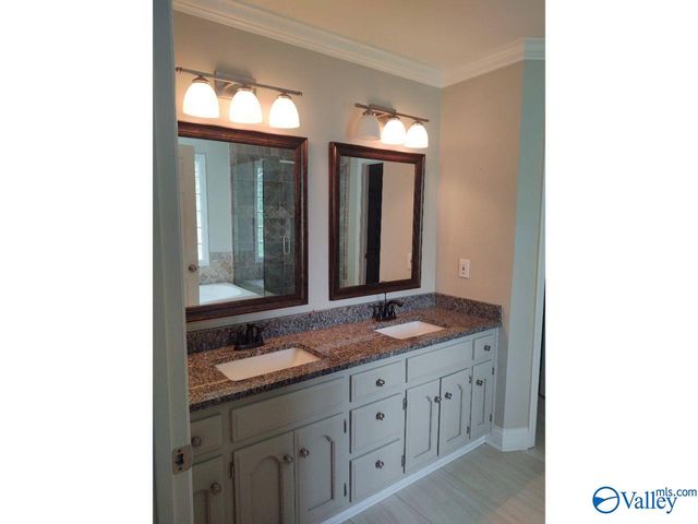 3102 Connomara Court, Owens Cross Roads, AL 35763