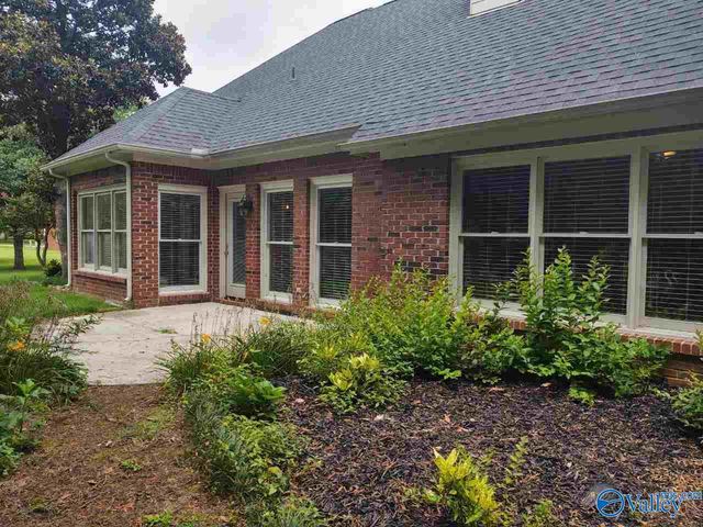 3102 Connomara Court, Owens Cross Roads, AL 35763