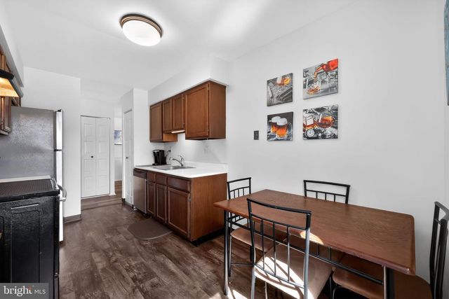 196 HUNTER CT, Marlton, NJ 08053