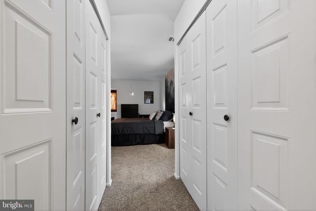 196 HUNTER CT, Marlton, NJ 08053