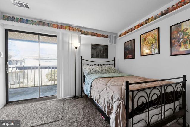 196 HUNTER CT, Marlton, NJ 08053