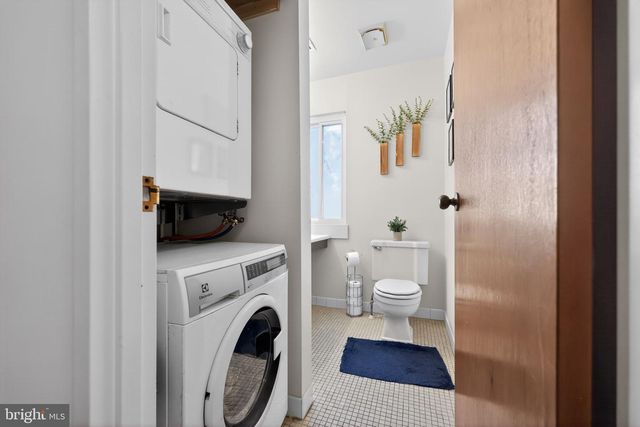 196 HUNTER CT, Marlton, NJ 08053