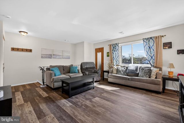 196 HUNTER CT, Marlton, NJ 08053