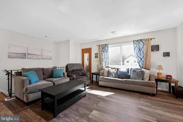 196 HUNTER CT, Marlton, NJ 08053