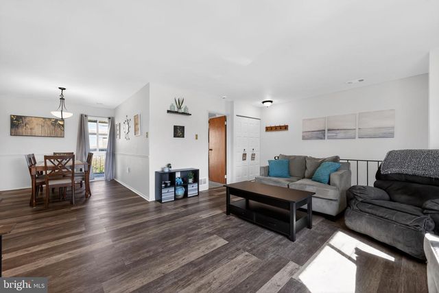 196 HUNTER CT, Marlton, NJ 08053