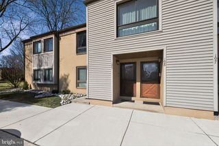 196 HUNTER CT, Marlton, NJ 08053