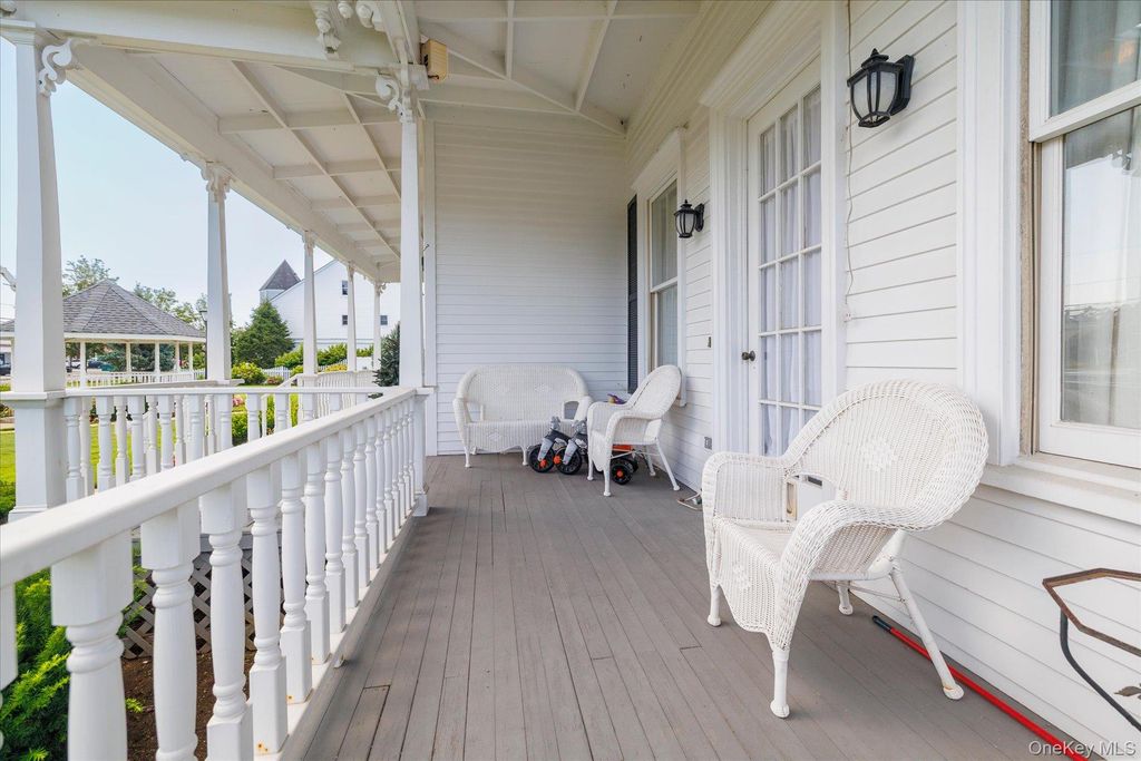 1 Ridgewood Drive, Wantagh, NY 11793 — photo 2