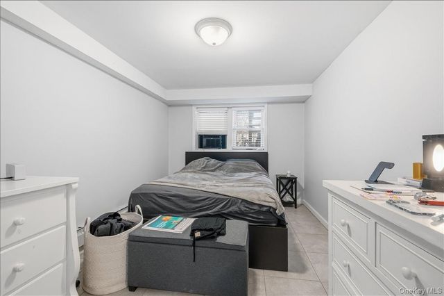 1210 Plainview Avenue, Far Rockaway, NY 11691