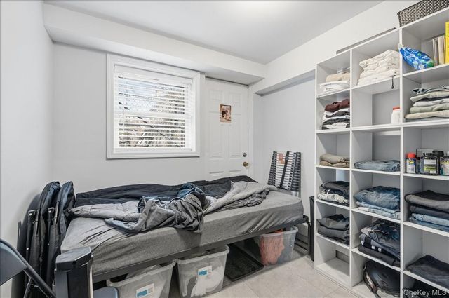 1210 Plainview Avenue, Far Rockaway, NY 11691