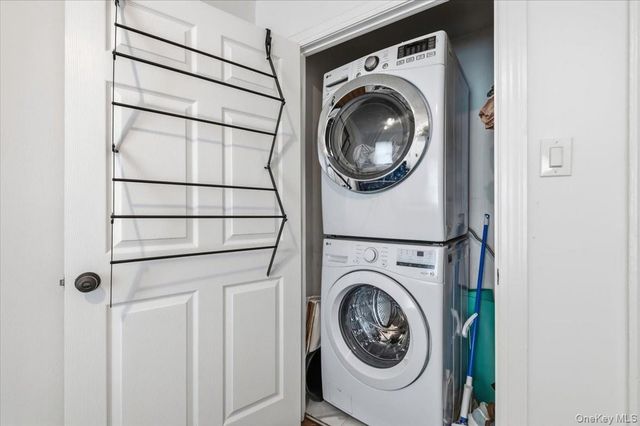 1210 Plainview Avenue, Far Rockaway, NY 11691