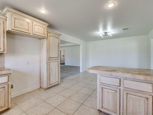 3110 E 55th Street S, Muskogee, OK 74403