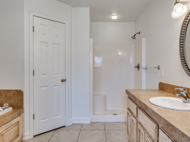 3110 E 55th Street S, Muskogee, OK 74403