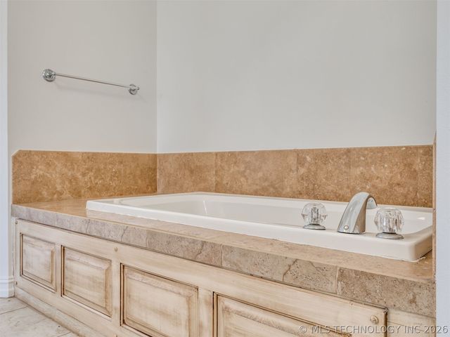 3110 E 55th Street S, Muskogee, OK 74403