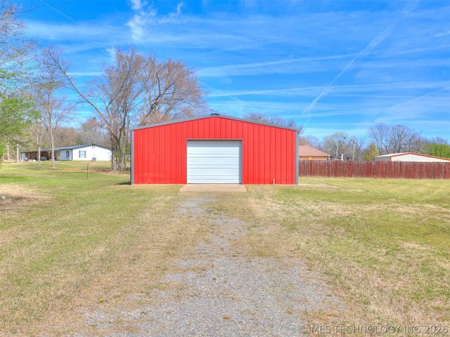 3110 E 55th Street S, Muskogee, OK 74403