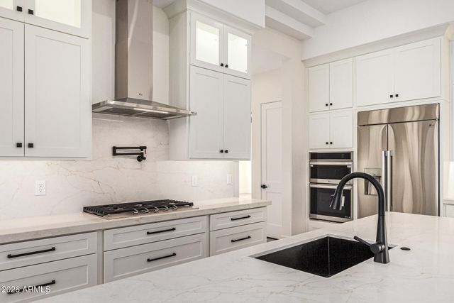 18225 W SAN JUAN Court, Litchfield Park, AZ 85340