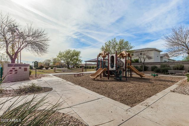 18225 W SAN JUAN Court, Litchfield Park, AZ 85340